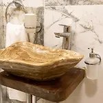 Appartement Historic Hideaways - 900 Year Old Converted Victoria