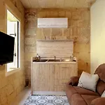 Historic Hideaways - 900 Year Old Converted Appartement
