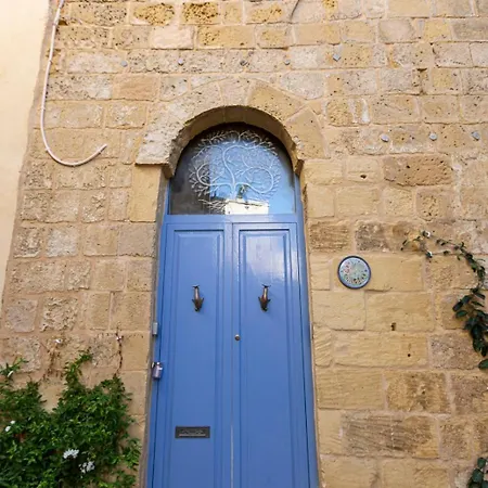 Apartment Historic Hideaways - 900 Year Old Converted *