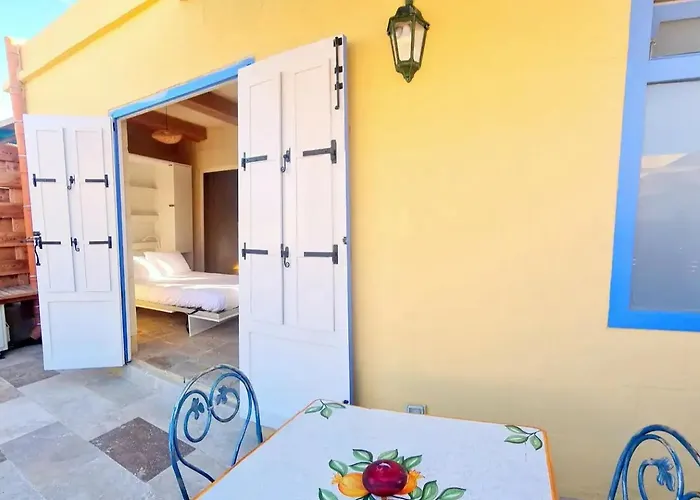 Apartment Historic Hideaways - 900 Year Old Converted *