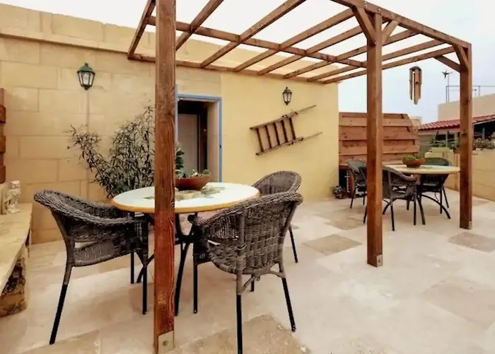 Apartment Historic Hideaways - 900 Year Old Converted Victoria