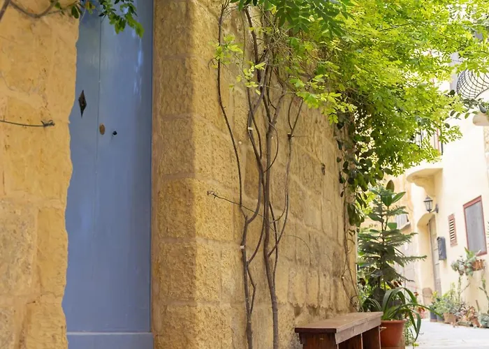 Apartament Historic Hideaways - 900 Year Old Converted Victoria